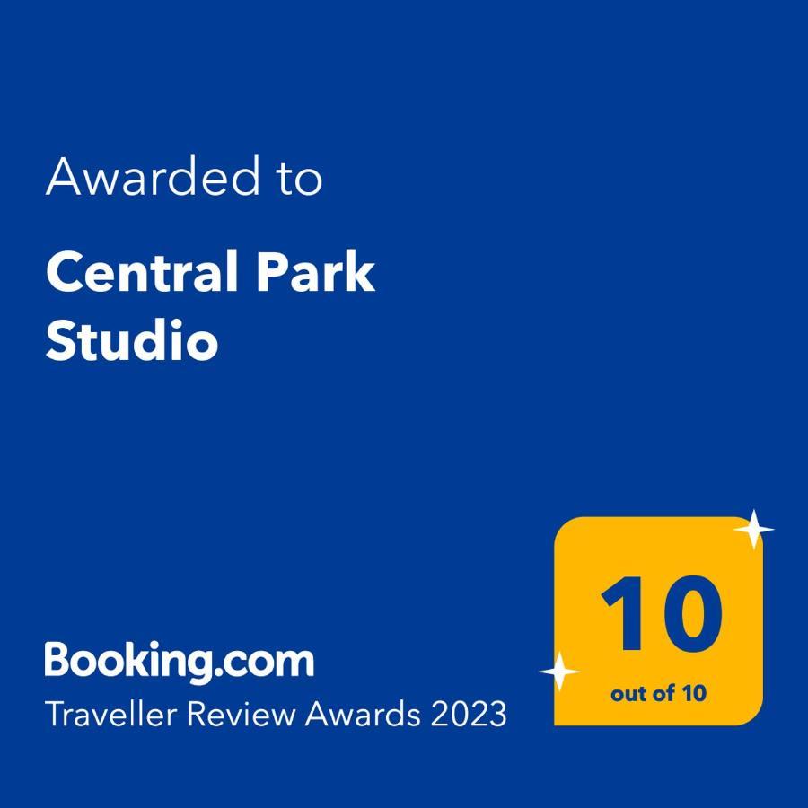 Central Park Studio オネシュティ エクステリア 写真